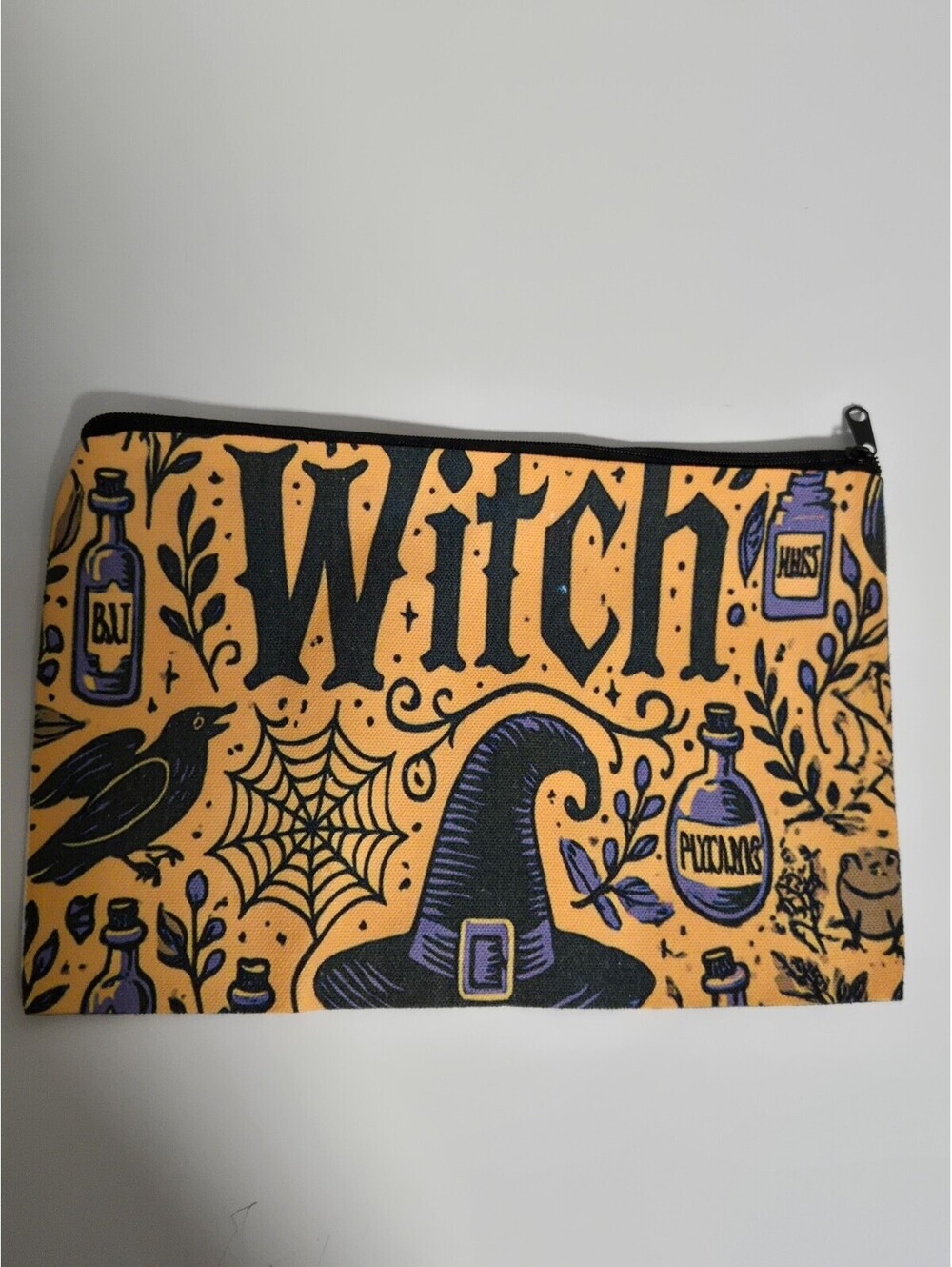 Halloween Witch-Themed Zipper Pouch Bag with Potion and Crow Design